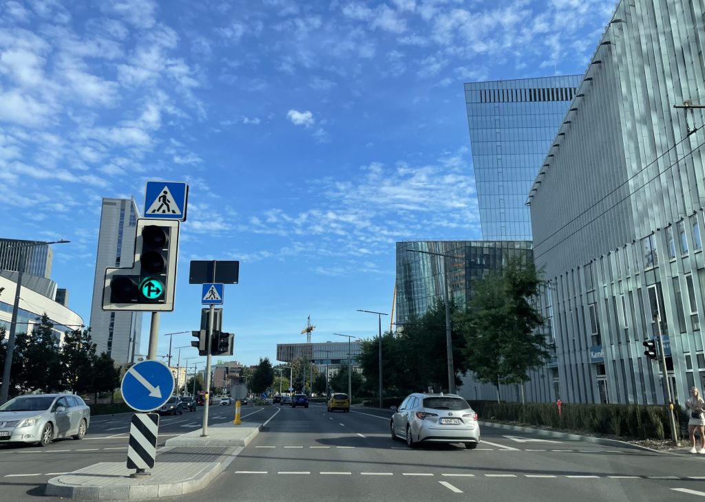 Sąvaržėlė (Konstitucijos pr. 14A) - Office center - construction photos