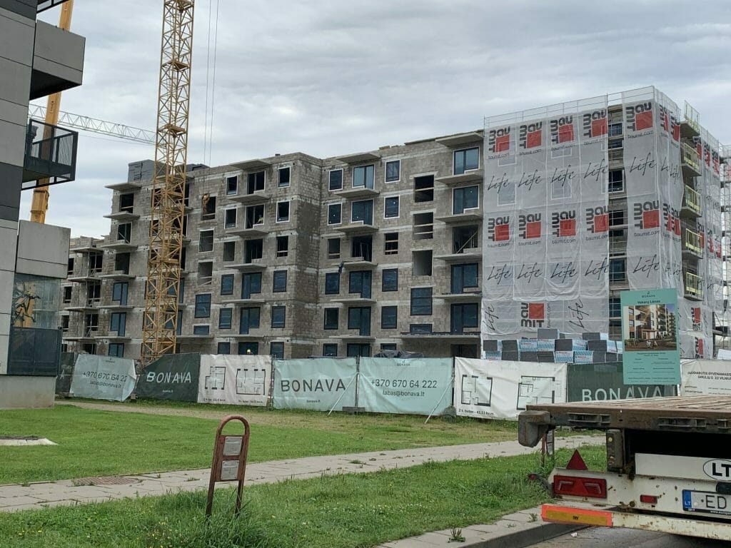 Vakarų Lėnas (Girulių g. 22) - Korterelamu - ehituse fotod