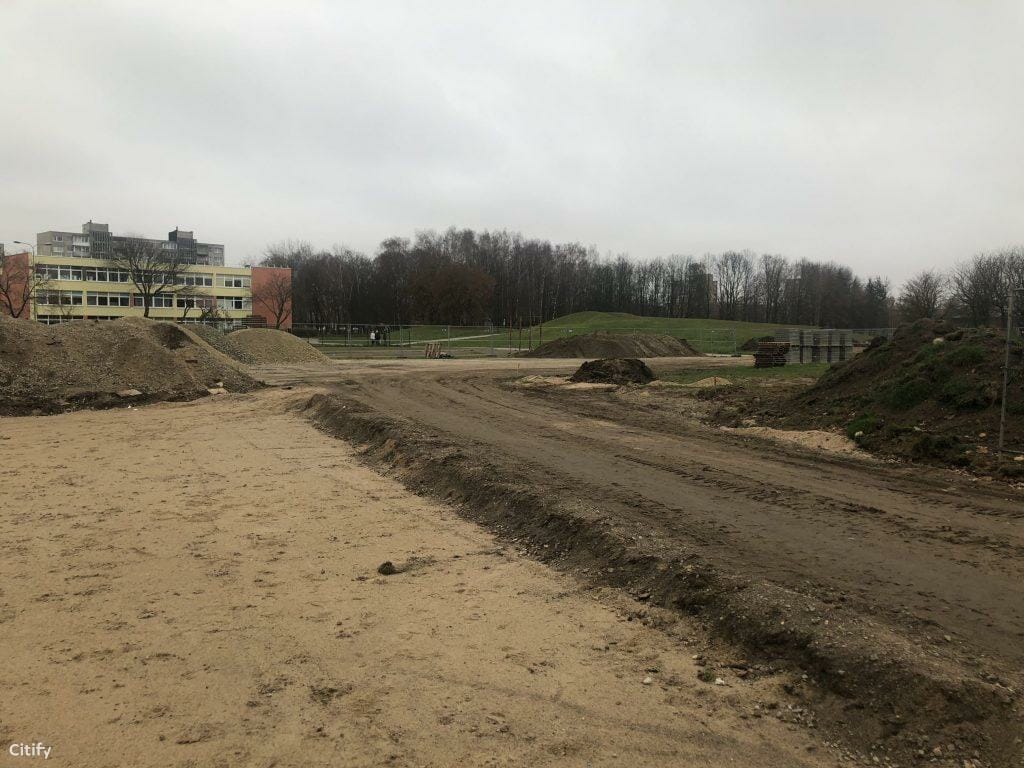 Kauno Dainavos progimnazijos stadionas (Partizanų g. 118) - Sports arena - construction photos