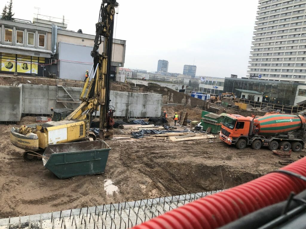 Artery (Konstitucijos pr. 18B) - Biroju centrs - būvdarbu attēli