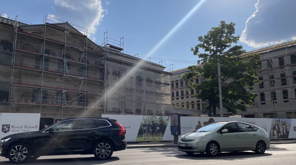 Vasario 16-osios (Vasario 16-osios g. 1) - Hotel, Office center, Primary and secondary education - construction photos