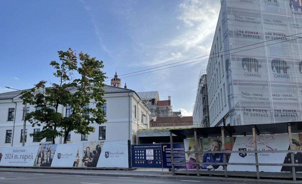 Vasario 16-osios (Vasario 16-osios g. 1) - Hotel, Office center, Primary and secondary education - construction photos