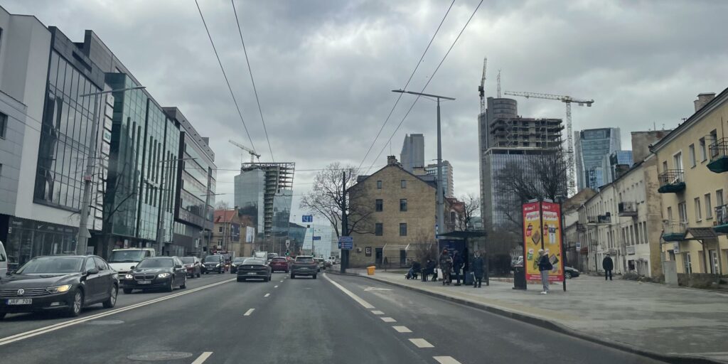 Artery (Konstitucijos pr. 18B) - Biroju centrs - būvdarbu attēli