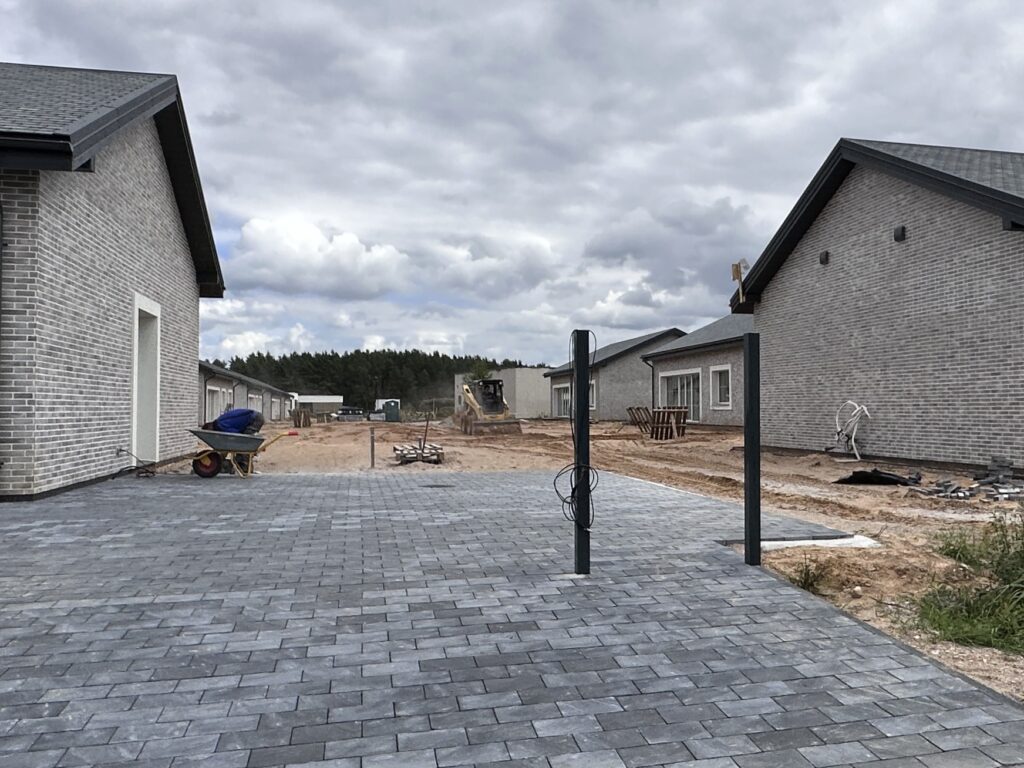 Katišių g. 4, 6, 8 (Katišių g. 4, 6, 8) - Privačių namų kvartalas - statybų nuotraukos