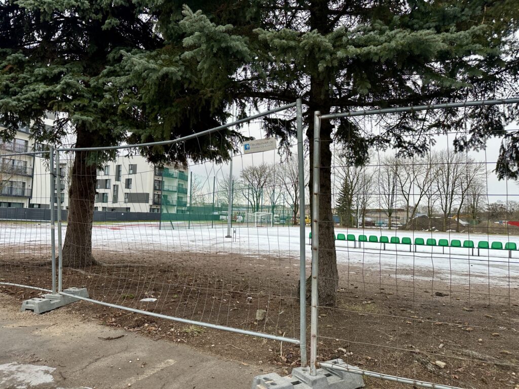 VDU klasikinio ugdymo mokyklos stadionas (Vokiečių g 164) - Sporta būve - būvdarbu attēli
