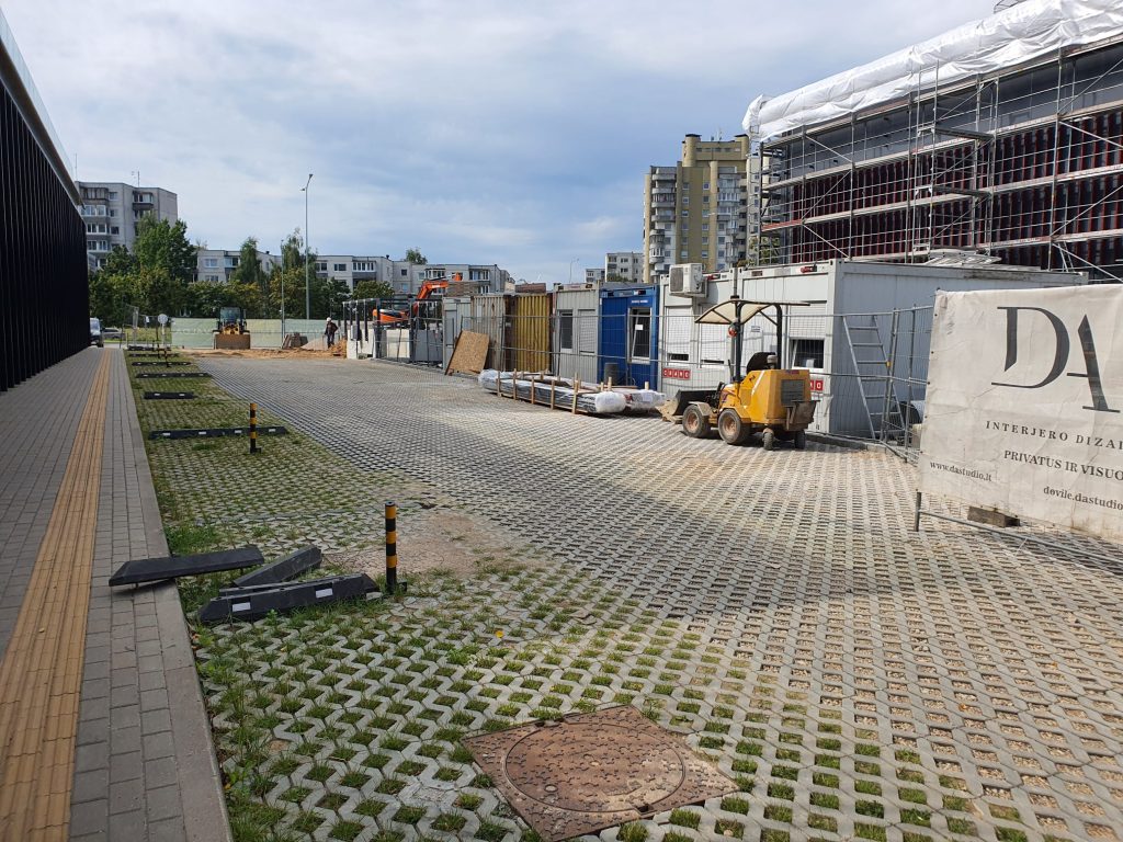 PC PIKAS (Ukmergės g. 221) - Shopping center - construction photos