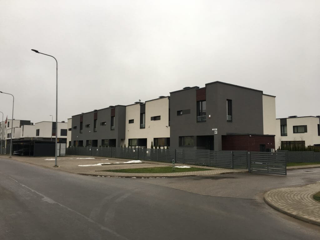 Karaliaučiaus slėnis 1 etapas (Pilaitės pr. 48) - Row housing - construction photos