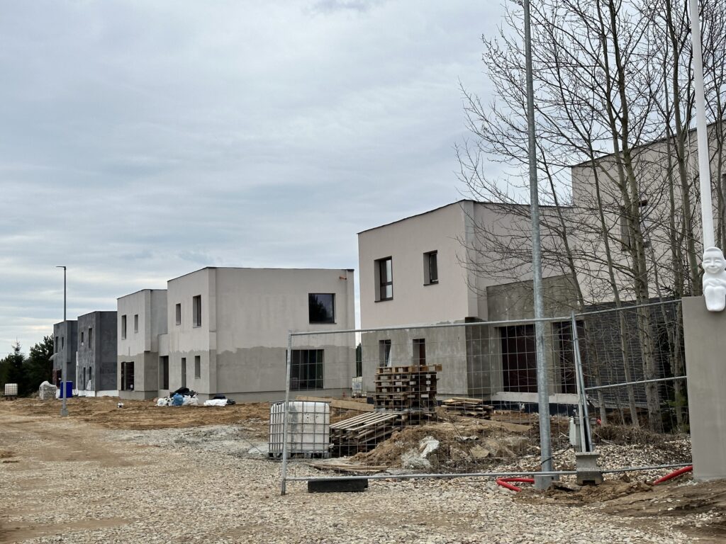 Draugystės slėnis (Užukampio g. 10, 12, 14, 16, 18, 20) - Row housing - construction photos