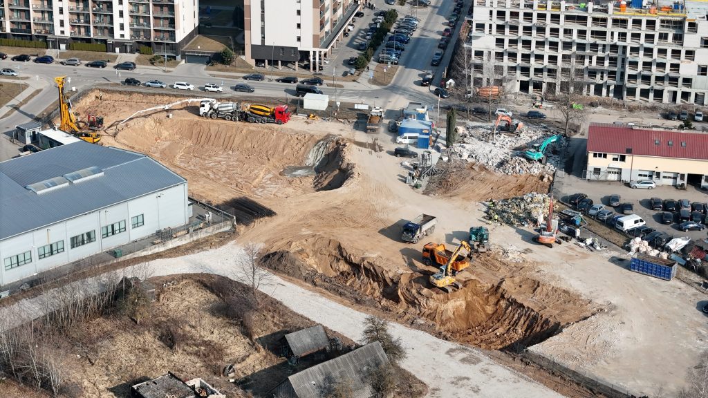 Migdolų namai (Justiniškių g. 134) - Korterelamu - ehituse fotod