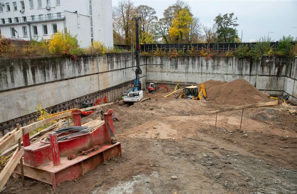 FLOW (Lvovo g. 21A) - Office center - construction photos