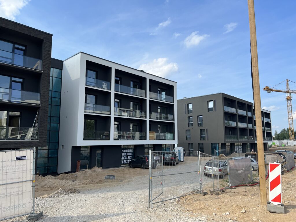 Vyšnios 1 etapas (Karaliaučiaus g. 25, 27) - Multi apartment - construction photos