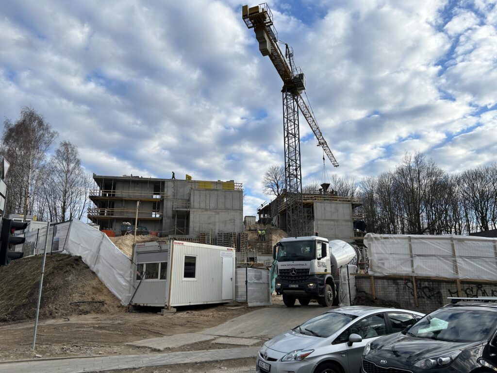 Užupio personos (Filaretų g. 25) - Multi apartment - construction photos