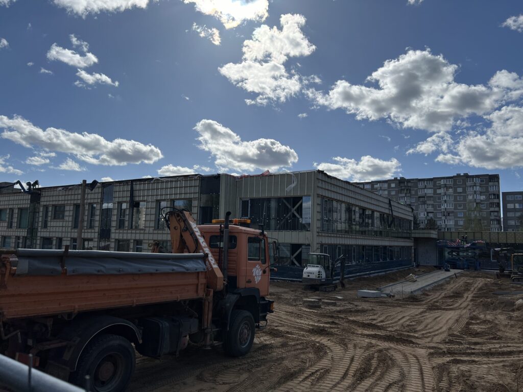 Lopšelis - darželis Tolminkiemio g. (Tolminkiemio g. 11A) - Pradinio ir antrinio ugdymo įstaiga - statybų nuotraukos