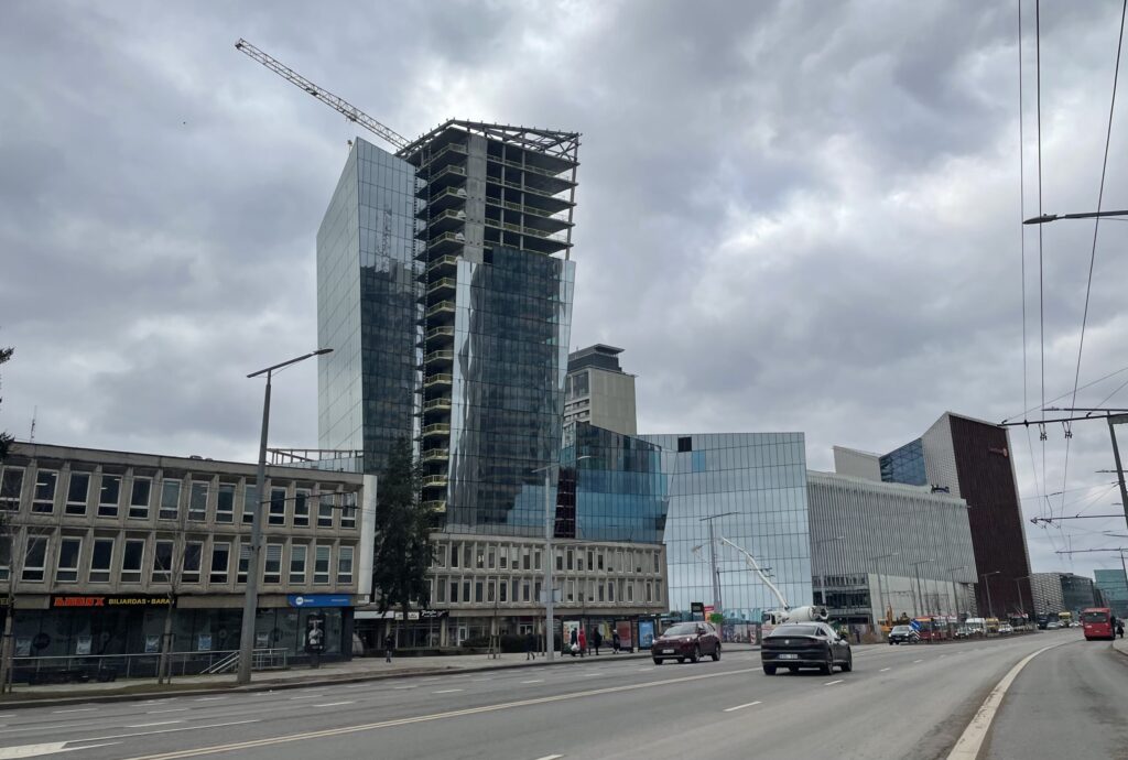 Artery (Konstitucijos pr. 18B) - Biroju centrs - būvdarbu attēli