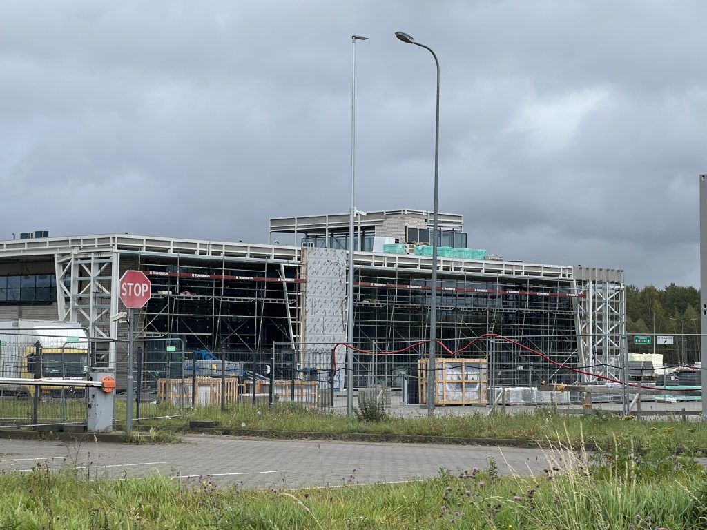 Adampolis - sunkiosios technikos aptarnavimo centras (Erdvės g. 9, Ramučiai) - Showroom / Service center - construction photos