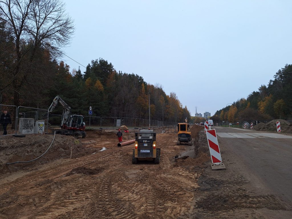Lazdynėlių g. rekonstrukcija (Lazdynėlių g.) - Velosipēdu ceļš, Iela - būvdarbu attēli