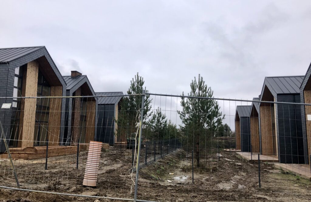 Pušų panorama 1 etapas (Kazio Bizausko g. 53, 55, Stasio Šilingo g. 92, 94, 96, 98, 100, 102) - Row housing - construction photos