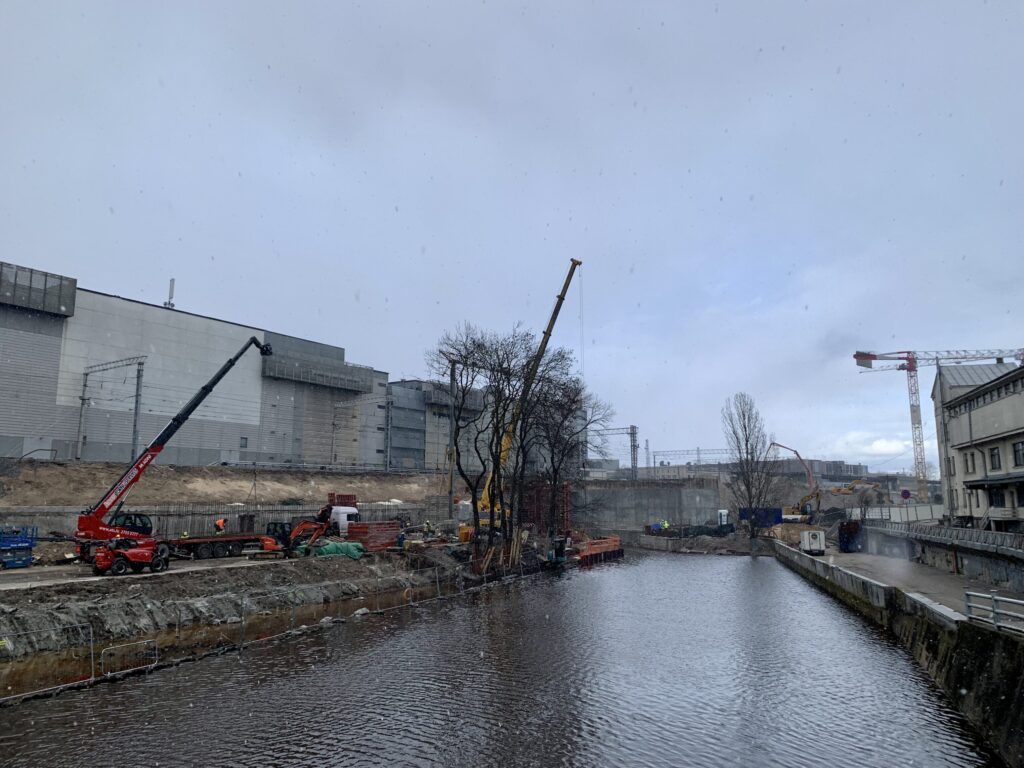 Labiekārtojums no Prāgas ielas līdz Pilsētas kanālam (Prāgas iela 2) - Railroad - construction photos