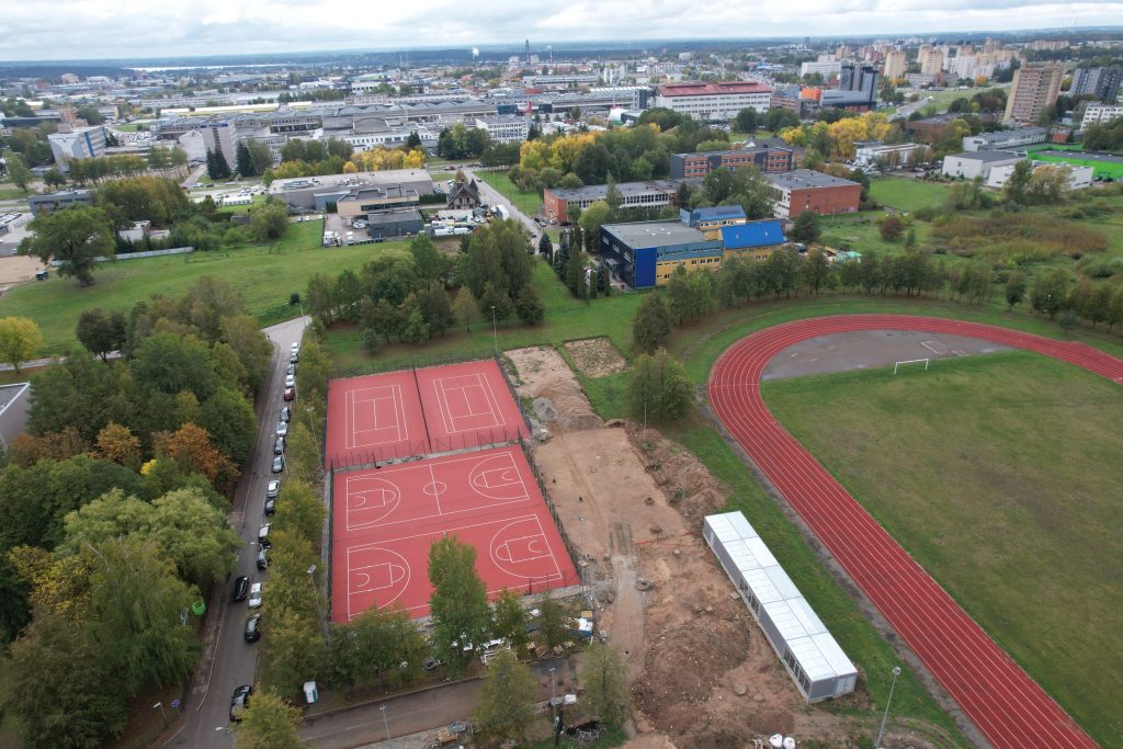 Taikos pr. 131 (Taikos pr. 131) - Sports field or court - construction photos