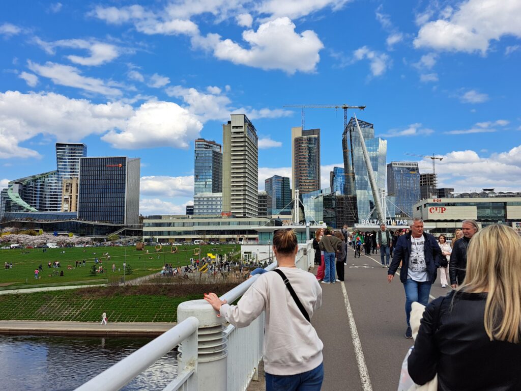 Artery (Konstitucijos pr. 18B) - Biroju centrs - būvdarbu attēli