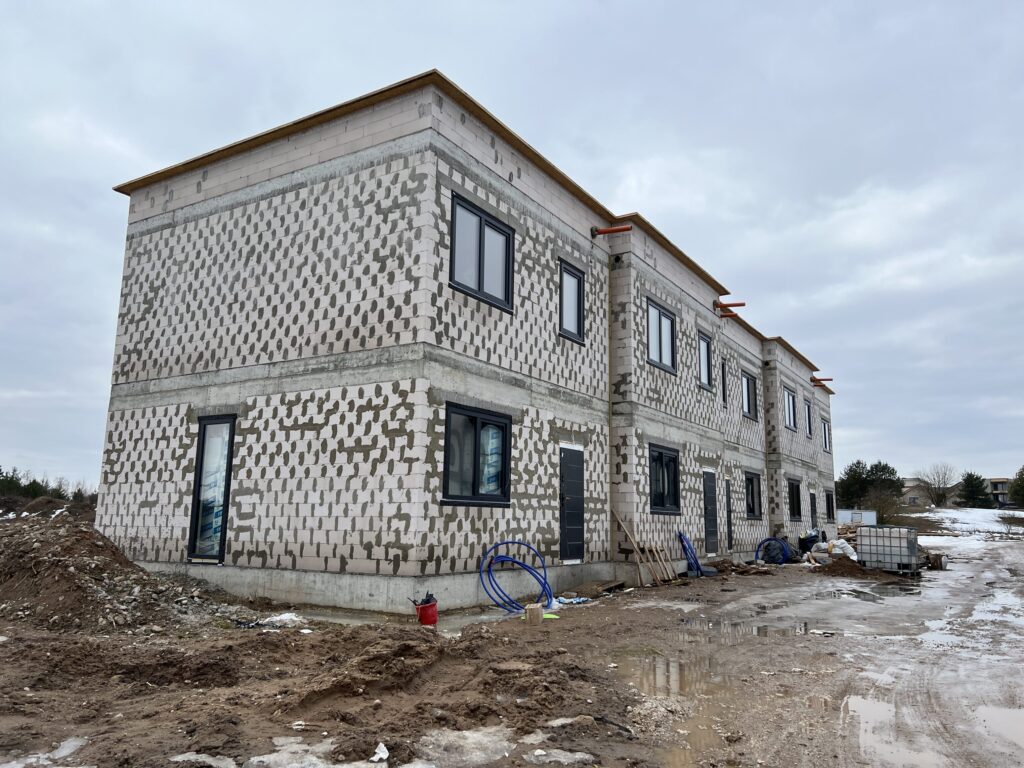 Knypavos g. 8C (Knypavos g. 8C) - Ridaelamu - ehituse fotod