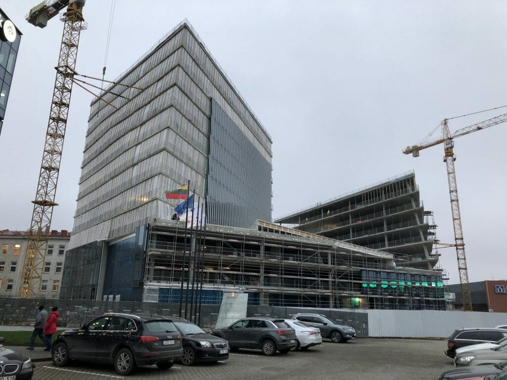 Magnum (Karaliaus Mindaugo pr. 38) - Büroohoone - ehituse fotod