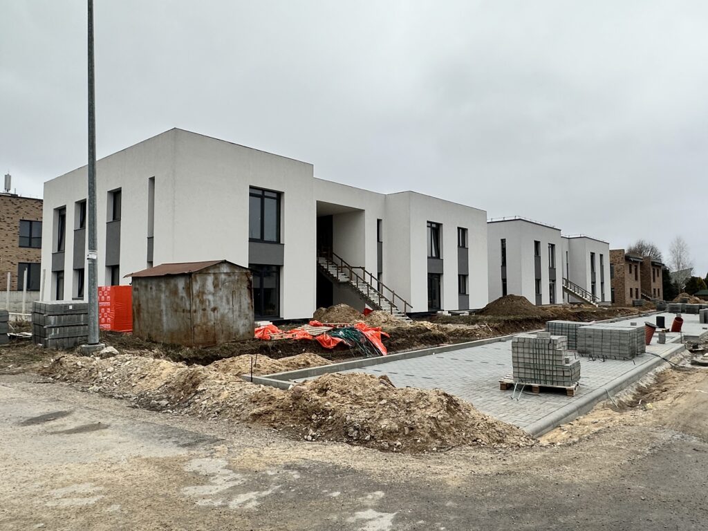 Naujasis Antakalnis Taurijos g. 45, 47, 49, 51, 53, 55 (Taurijos g. 45, 47, 49, 51, 53, 55) - Row housing - construction photos