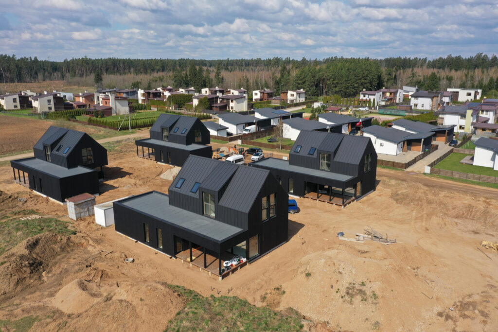 12 bičiulių (Aušros g. 1, 3, 5, 7, 9, 11, 13, 15, Pabalių k.) - Private house community - construction photos