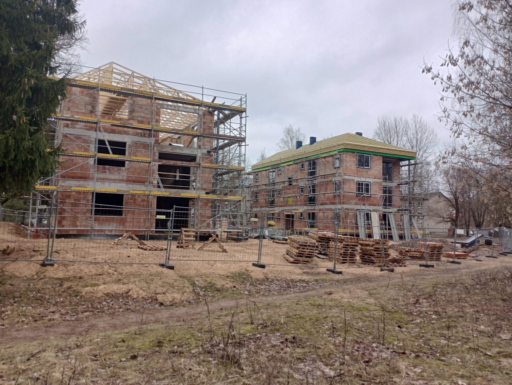 Ziepniekkalna Kāpa (Putnu iela 43) - Multi apartment - construction photos