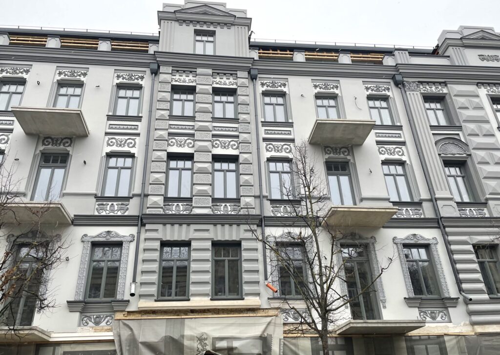 Gedimino 37 (Gedimino pr. 37) - Multi apartment - construction photos