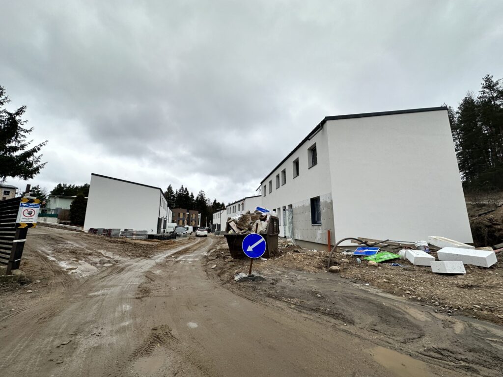 Pylimėlių g. 31B (Pylimėlių g. 31B) - Sublokuoti namai - statybų nuotraukos