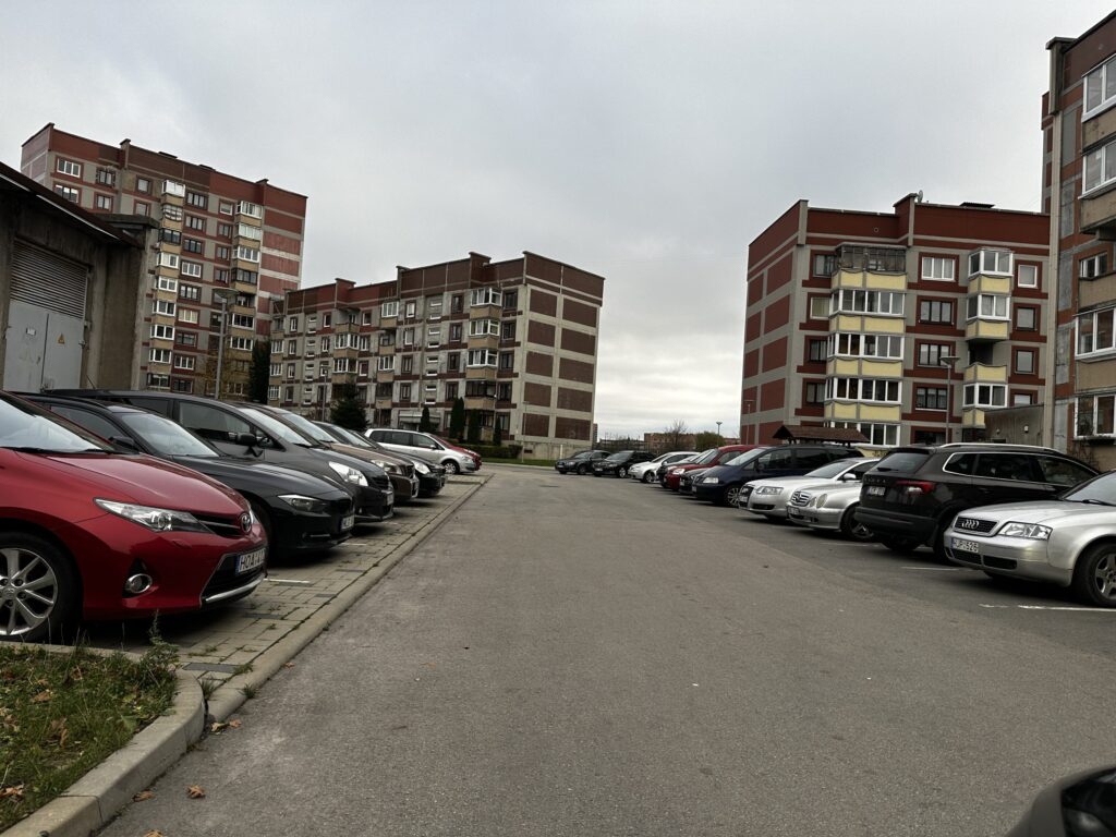 Statybininkų pr., Žardininkų g. kiemų sutvarkymas (Statybininkų pr., Žardininkų g.) - Kelias - statybų nuotraukos