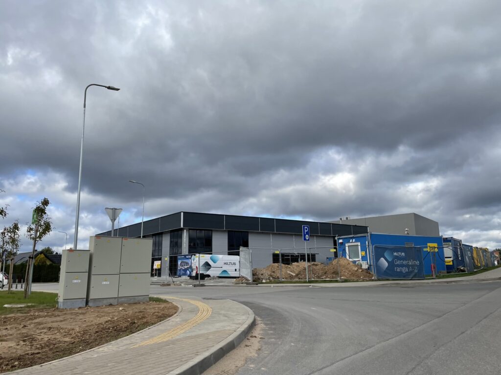 Žirgų g. 22 (Žirgų g. 22, Antežerių k., Zujūnų sen.) - Shopping center - construction photos