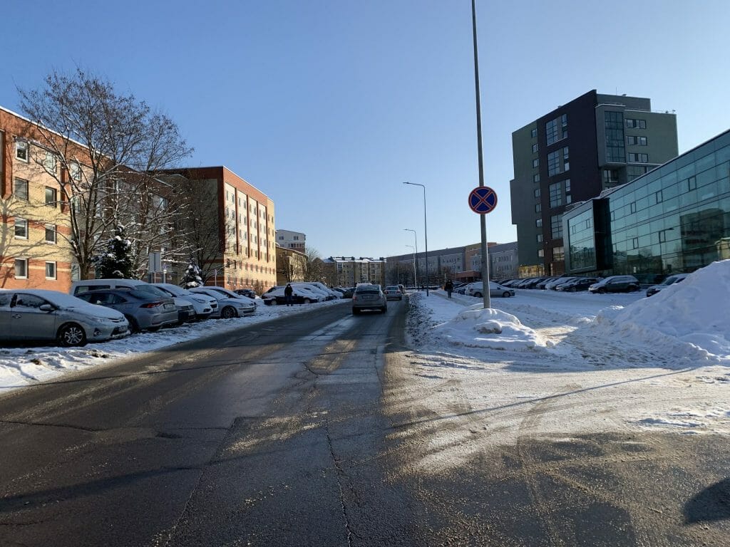 Ramaus eismo gatvė prie Vilniaus rajono centrinės poliklinikos (J. Baltrušaičio g.) - Tänav - ehituse fotod