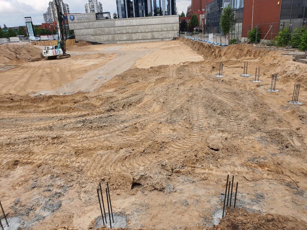 PC PIKAS (Ukmergės g. 221) - Shopping center - construction photos