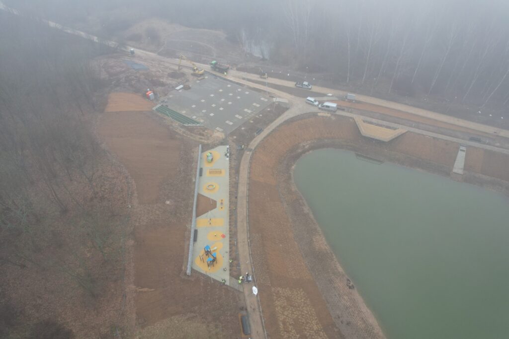 Paviršiniai nuotekų tinklai, valykla ir kaupykla Ozo g. (Šiaurinė, Ukmergės, Ozo, Miglos, Paribio, Lūšių, Elnių g.) - Izplatīšanas tīkls, Parks - būvdarbu attēli