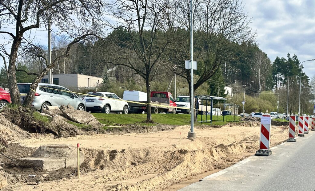 S. Batoro g. sankryža su Rudens ir Srovės g (S. Batoro g.) - Pedestrian path - construction photos