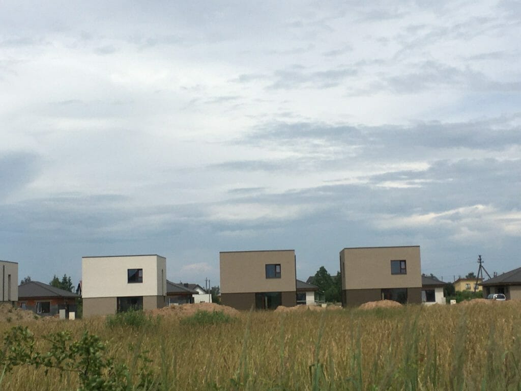 Raitelių namai (Raitelių g. 1, 2, 3, 4, 5, 6, 7, 8, 9, 10, 11, 13, Karininkų g. 26, 28, 30, 32, 34, 36) - Ridaelamu - ehituse fotod