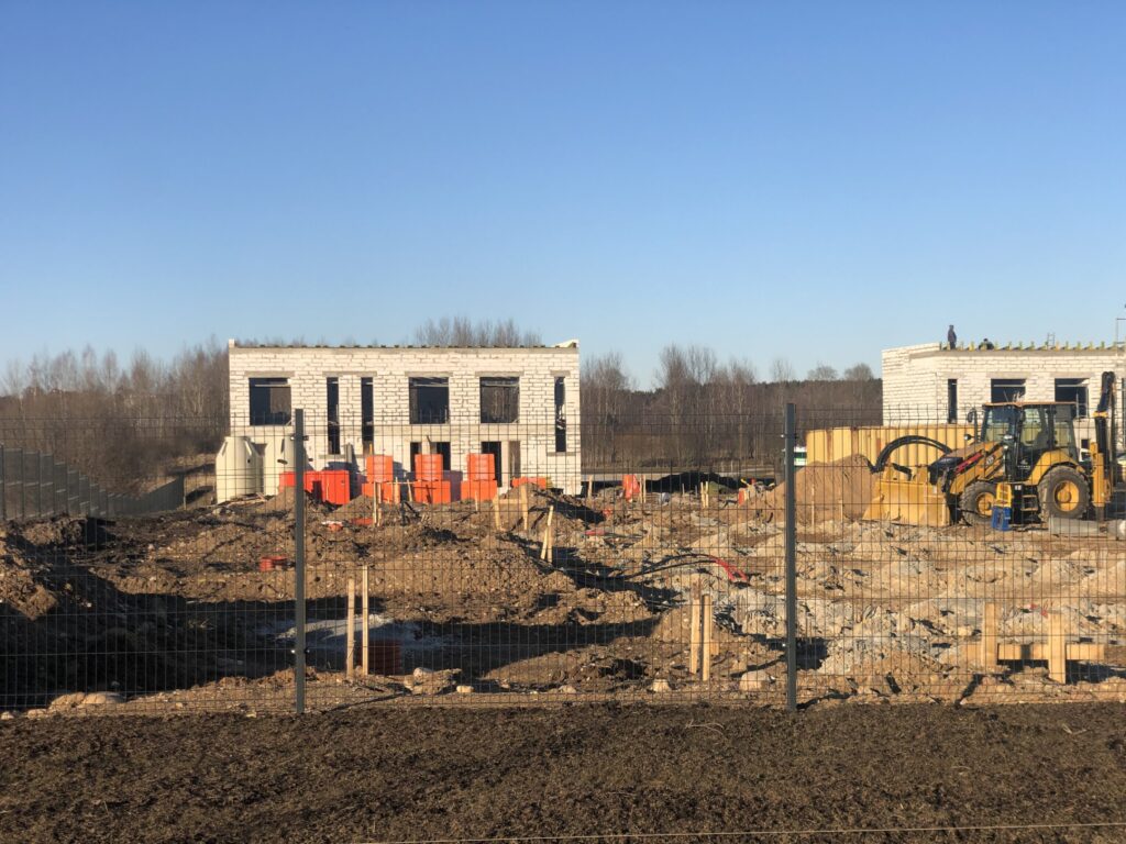 22 kaimynai (Kaimynų g. 157) - Ridaelamu - ehituse fotod