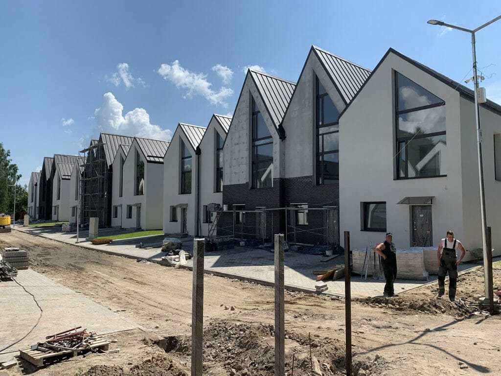 Pavilnio aura (Alfonso Lipniūno g. 9, 11, 15, 17, 19, 21, 23, 25, 27, 29, 31, 33, 35, 37) - Row housing - construction photos