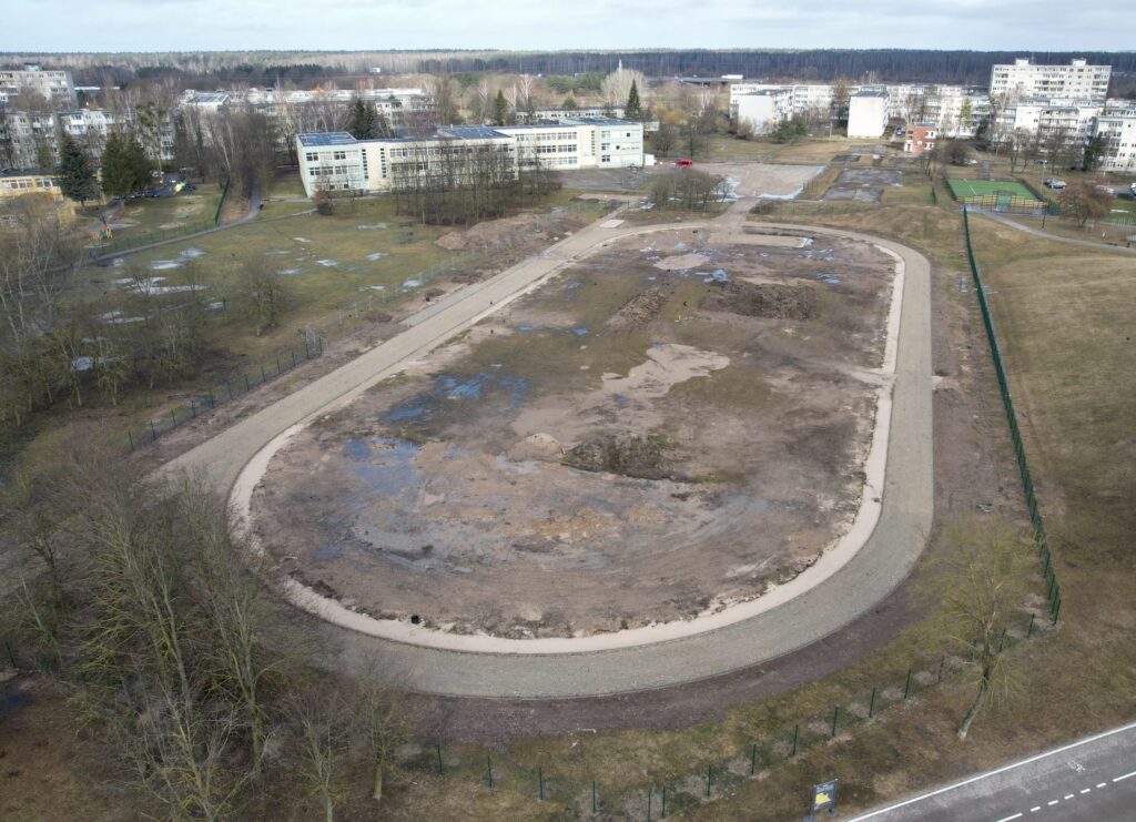 Kauno Dainavos progimnazijos stadionas (Partizanų g. 118) - Sports arena - construction photos