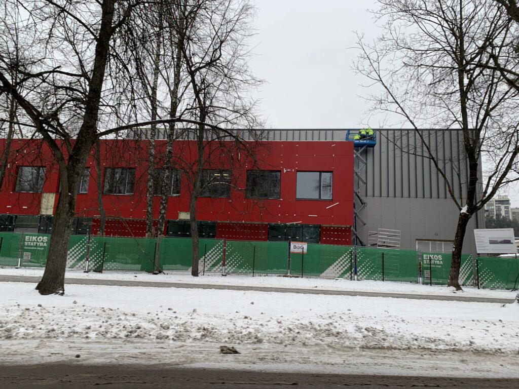 Vilniaus Joachimo Lelevelio inžinerijos gimnazijos rekonstrukcija ir priestatas (Minties g. 3) - Pamata vai vidējā izglītība - būvdarbu attēli