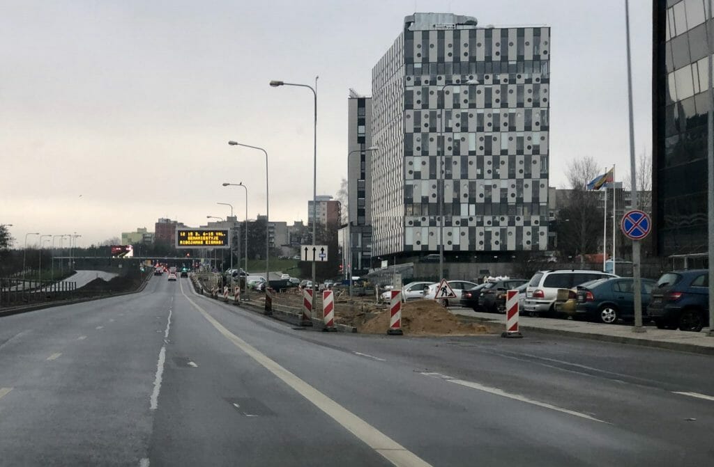 Pilaitės pr. dviračių takas iki Laisvės pr. (Pilaitės pr.) - Velosipēdu ceļš - būvdarbu attēli