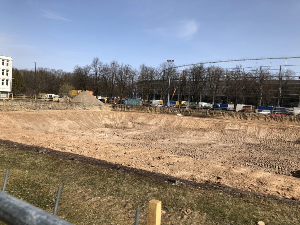 Kauno lengvosios atletikos maniežas (Perkūno al. 5) - Sports arena - construction photos