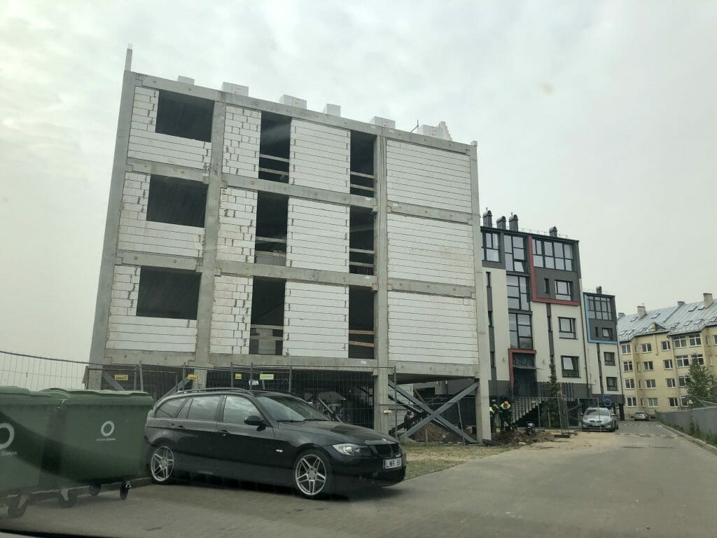 Skandea (Pasimatymo aklg. 17) - Korterelamu - ehituse fotod
