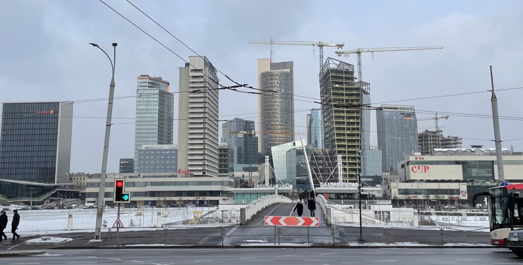 Artery (Konstitucijos pr. 18B) - Biroju centrs - būvdarbu attēli