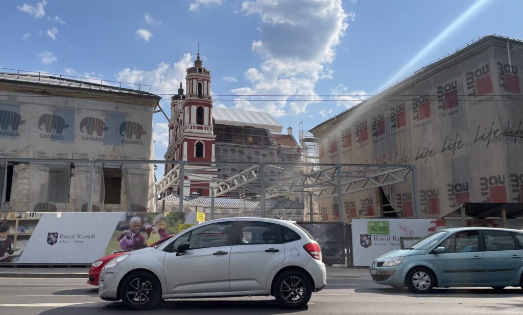 Vasario 16-osios (Vasario 16-osios g. 1) - Hotel, Office center, Primary and secondary education - construction photos