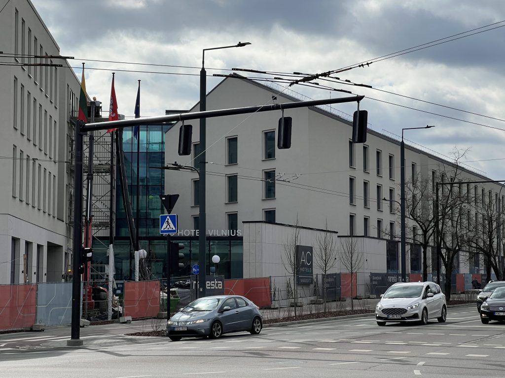 Vasario 16-osios (Vasario 16-osios g. 1) - Hotel, Office center, Primary and secondary education - construction photos