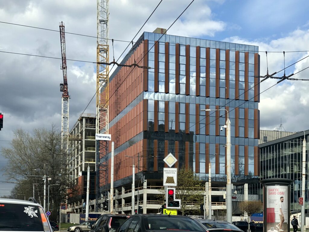 S28 (Savanorių pr. 28) - Office center - construction photos