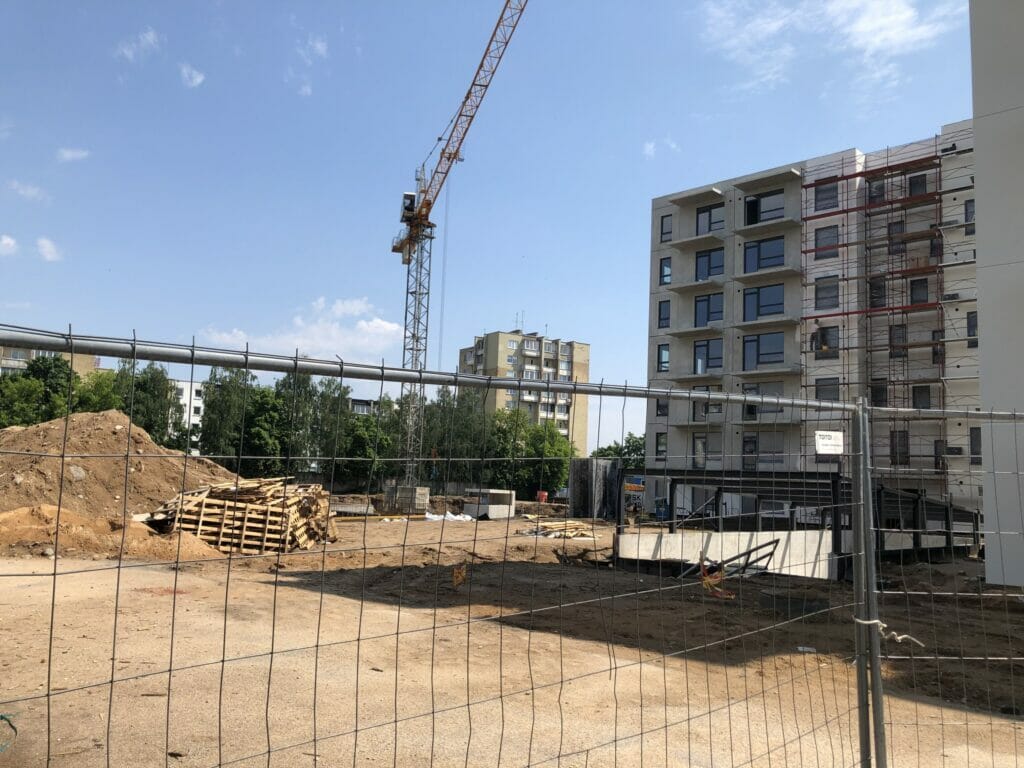 Mėlyni vilkai 2 etapas (Skroblų g. 12) - Daudzdzīvokļu nams - būvdarbu attēli